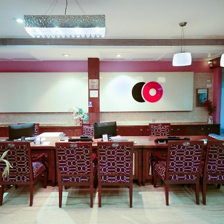 Collection O 2521 Hotel The Vinayak Gwalior Exterior photo