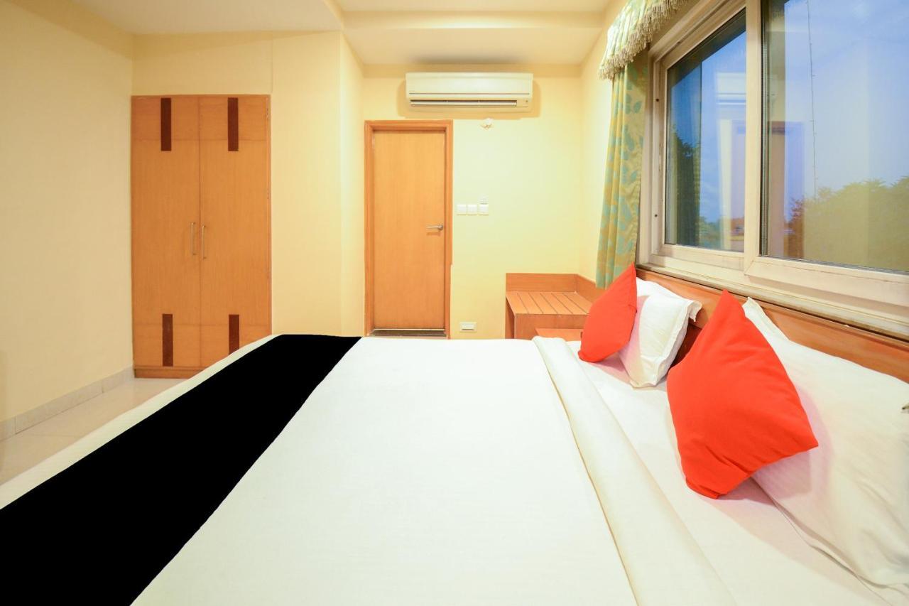 Collection O 2521 Hotel The Vinayak Gwalior Exterior photo