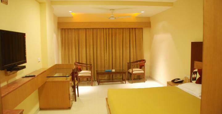 Collection O 2521 Hotel The Vinayak Gwalior Exterior photo