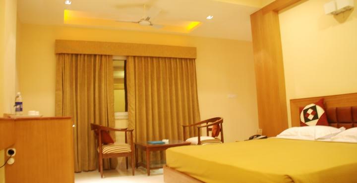 Collection O 2521 Hotel The Vinayak Gwalior Exterior photo